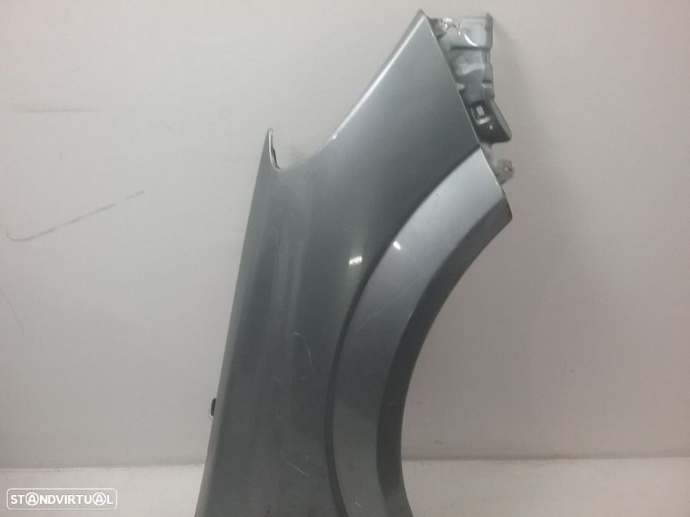 Guarda-lamas Dto OPEL ASTRA H (A04) 08.05 - 10.10 Usado - 2