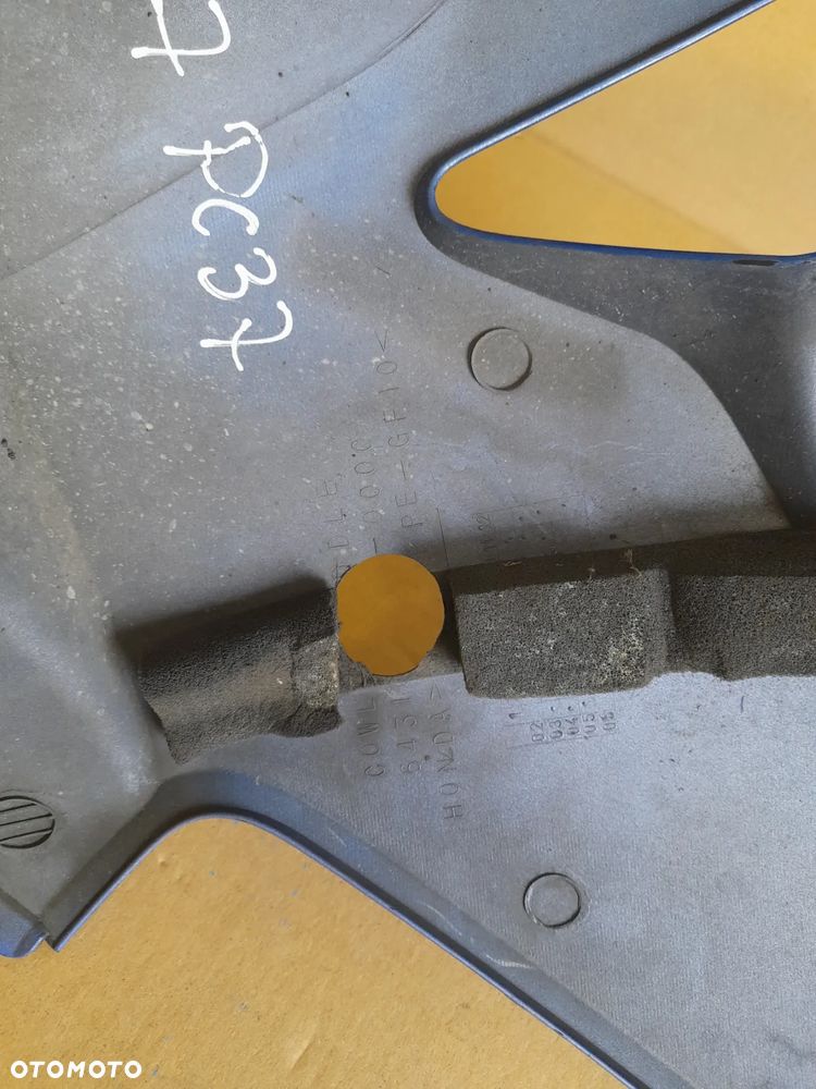 HONDA CBR 600 RR PC37 03-06 owiewka prawa bok - 9