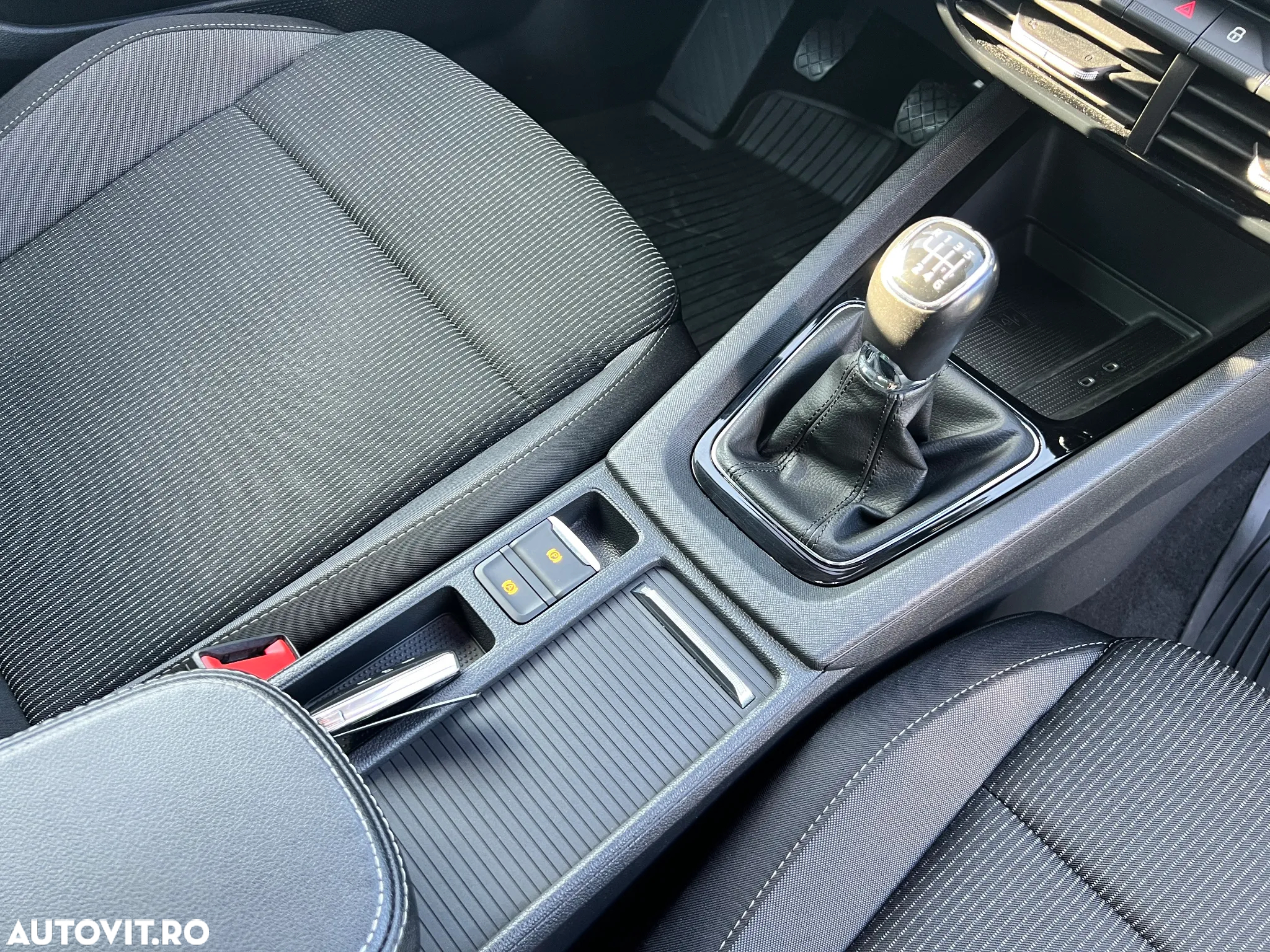 Skoda Octavia 1.5 TSI Ambition - 22