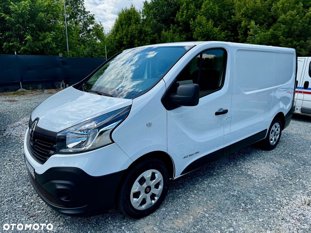 Renault TRAFIC - 1