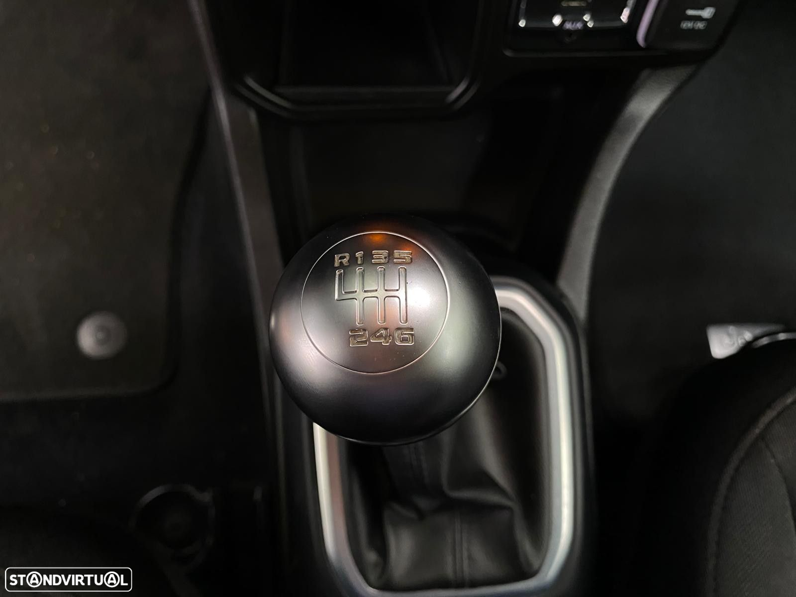 Jeep Renegade - 25