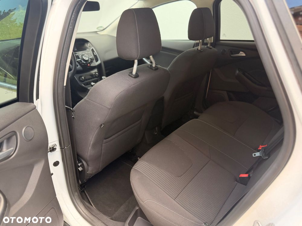 Ford Focus - 12