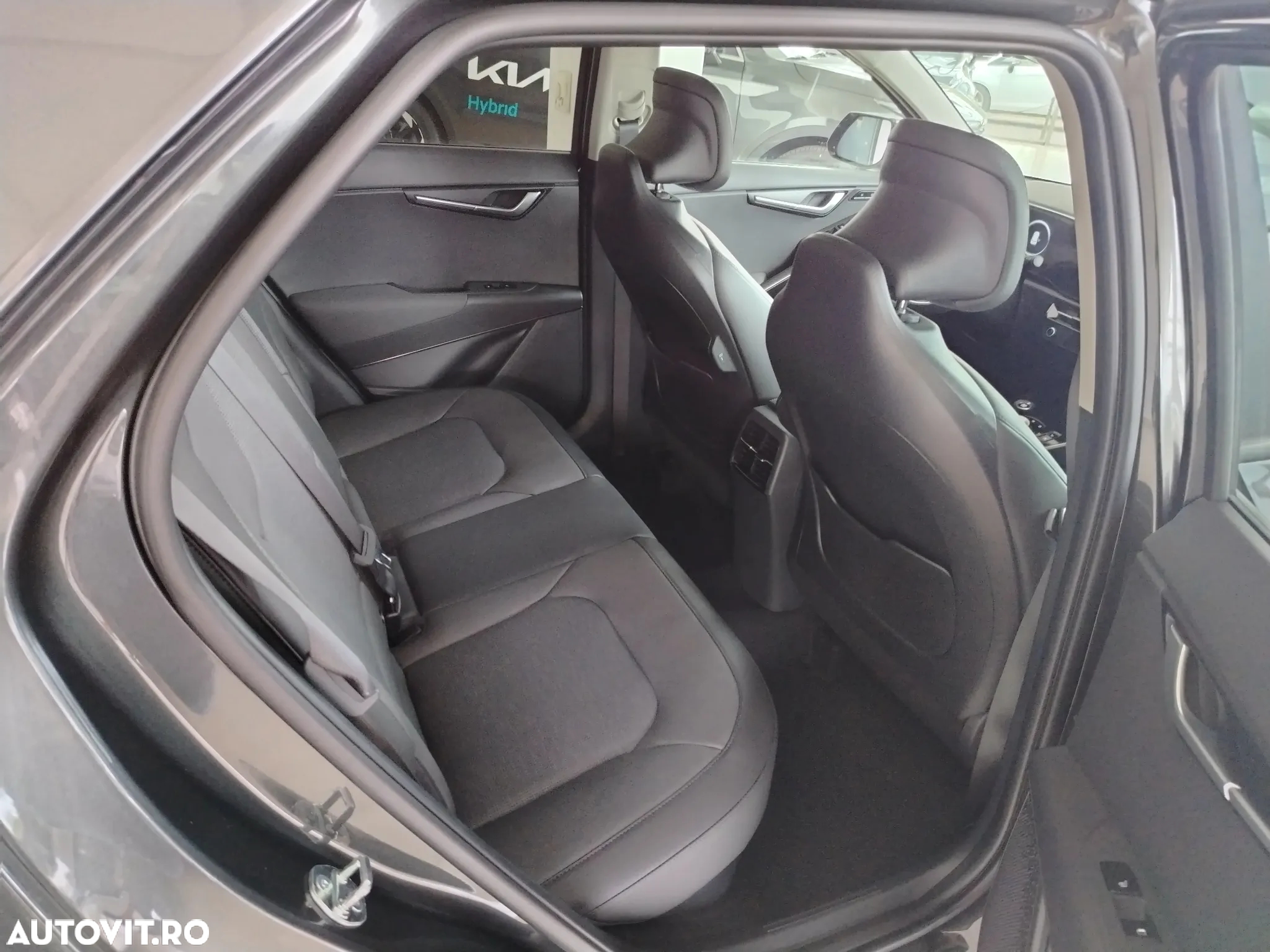 Kia Niro 1.6 GDI HEV 2WD OPF Aut. Edition 7 - 11