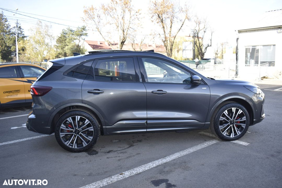 Ford Kuga - 12