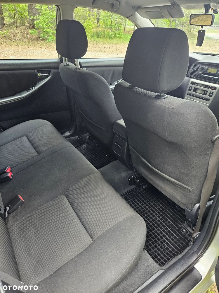 Toyota Corolla 1.4 D-4D Luna - 20
