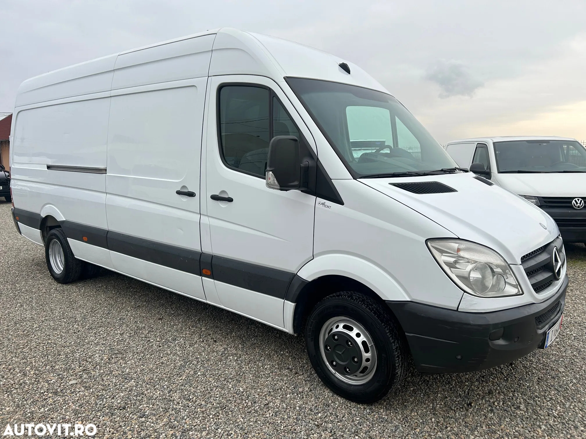 Mercedes-Benz Sprinter - 4