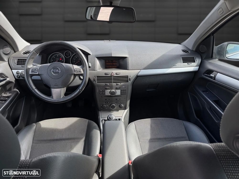 Opel Astra 1.3 CDTI Cosmo - 10