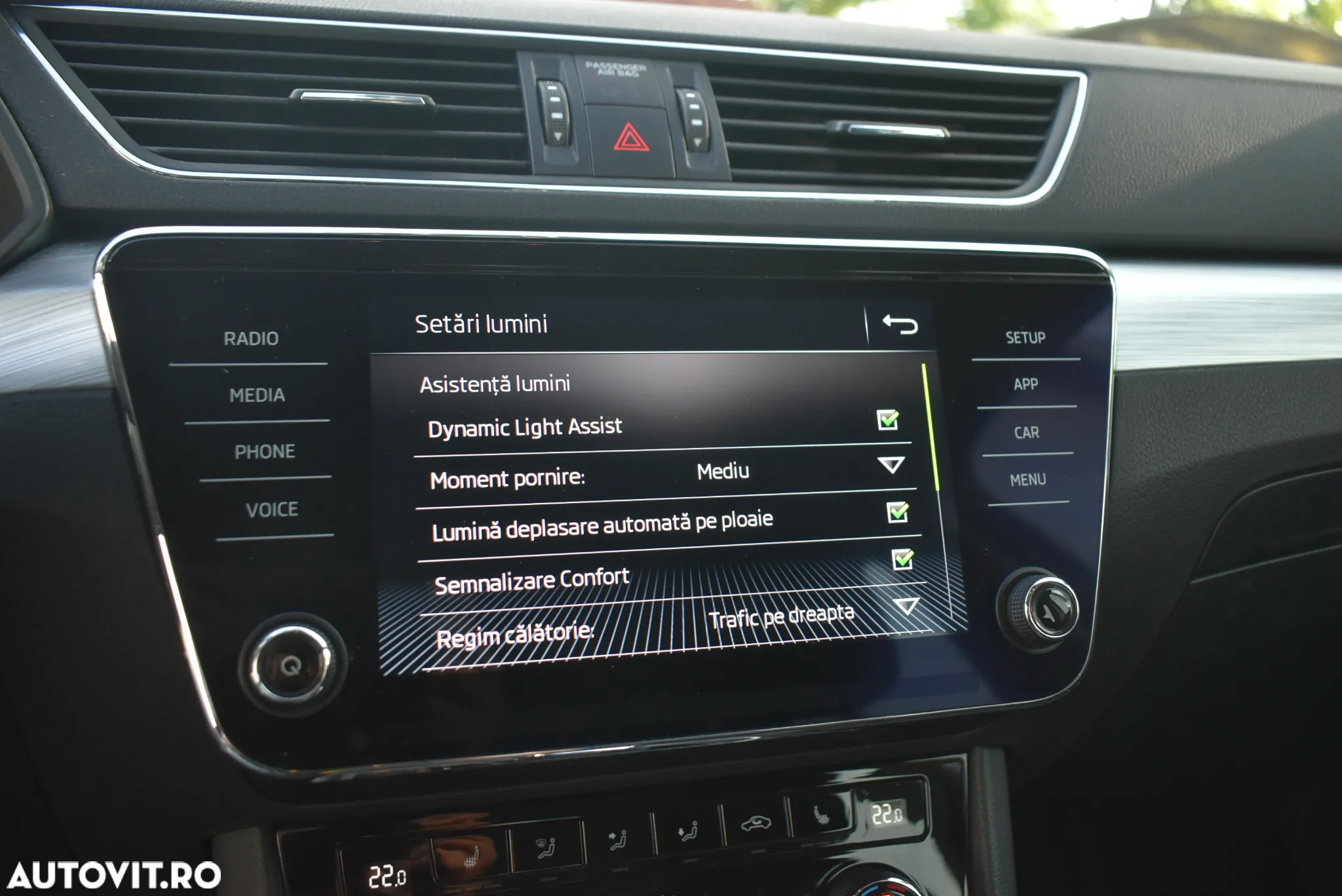 Skoda Superb 2.0 TDI DSG Ambition - 20