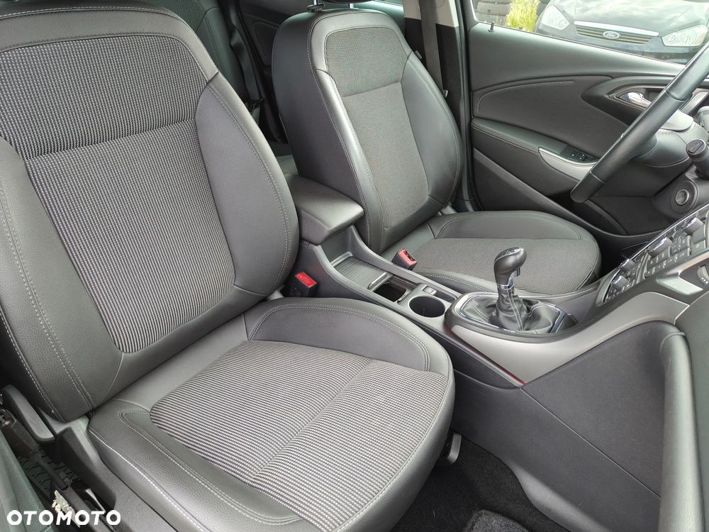Opel Astra - 28