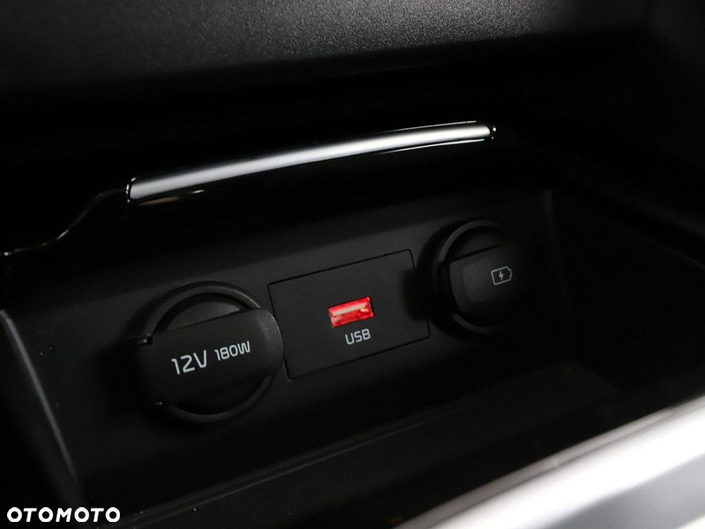 Kia Ceed 1.6 GDI DCT OPF Vision - 30