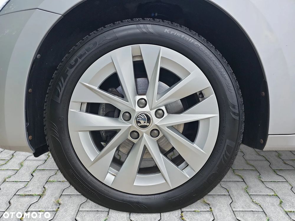 Skoda Octavia 2.0 TDI Ambition DSG - 15