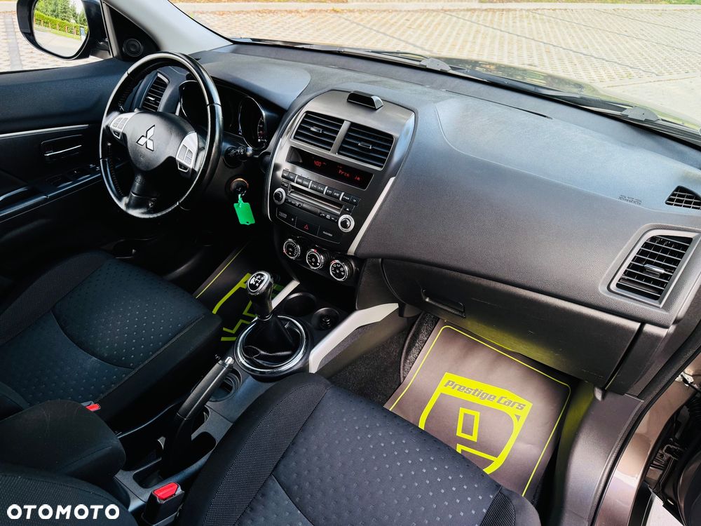 Mitsubishi ASX 1.6 2WD 35 Jahre - 33