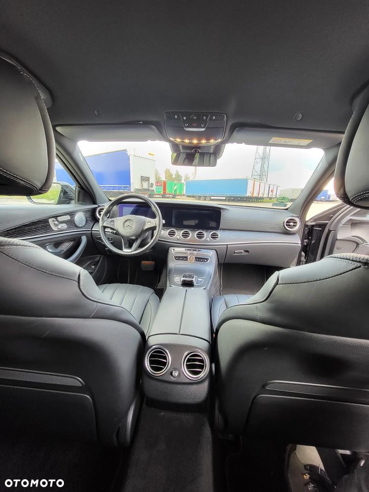 Mercedes-Benz Klasa E 350 BlueTEC 4-Matic Avantgarde - 12