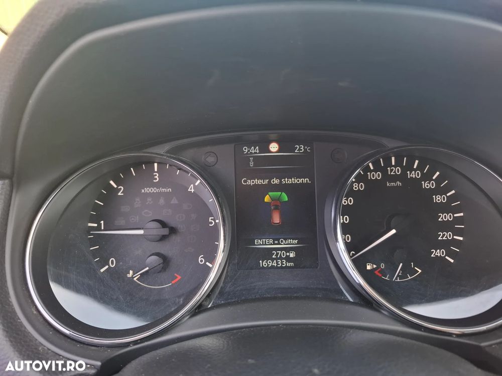 Nissan Qashqai 1.5 DCI Start/Stop N-Connecta - 23