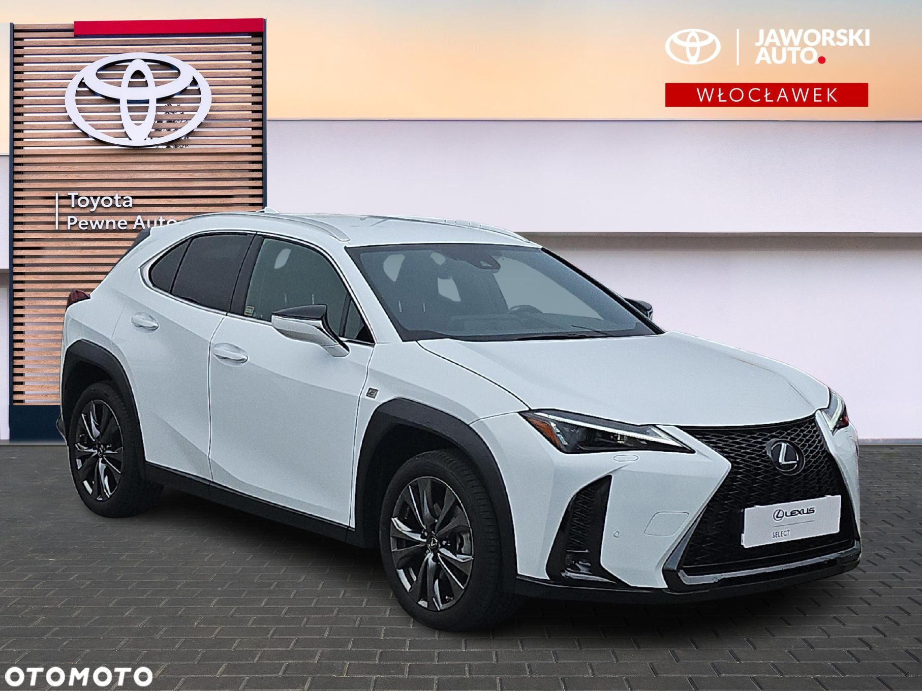 Lexus UX - 7
