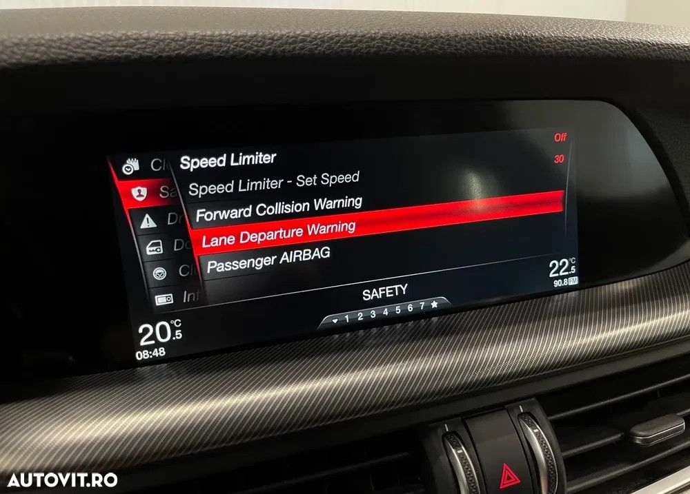 Alfa Romeo Stelvio 2.2 JTDM AWD AT8 Veloce - 15