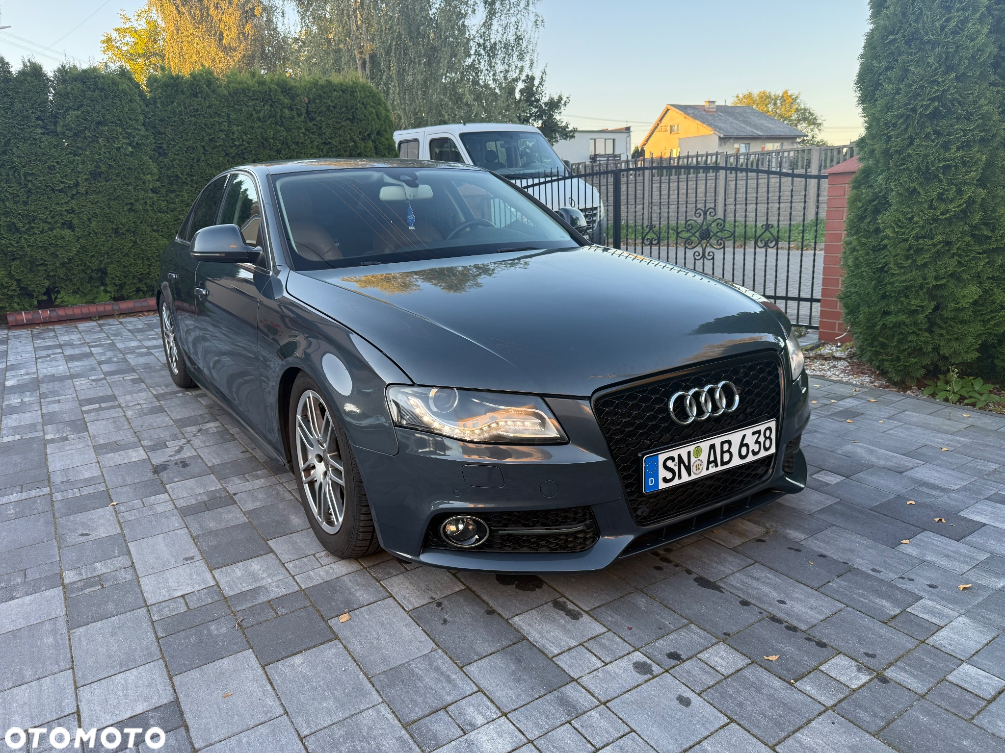 Audi A4 - 4