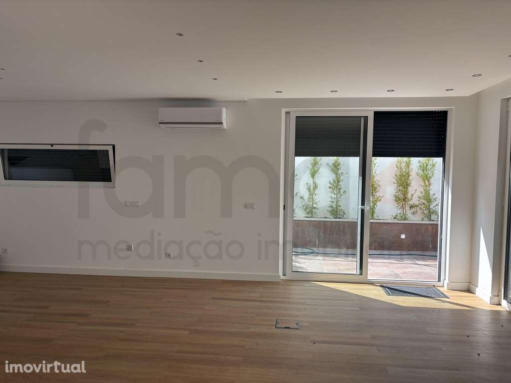 Moradia T3 em fase final de construção - Grande imagem: 3/60