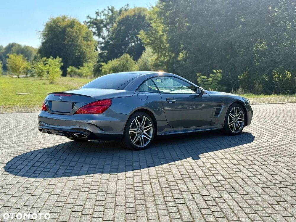 Mercedes-Benz SL - 8