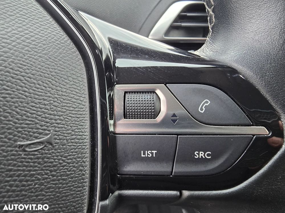 Peugeot 3008 1.5 BlueHDI 130 S&S BVM6 Allure Pack - 21