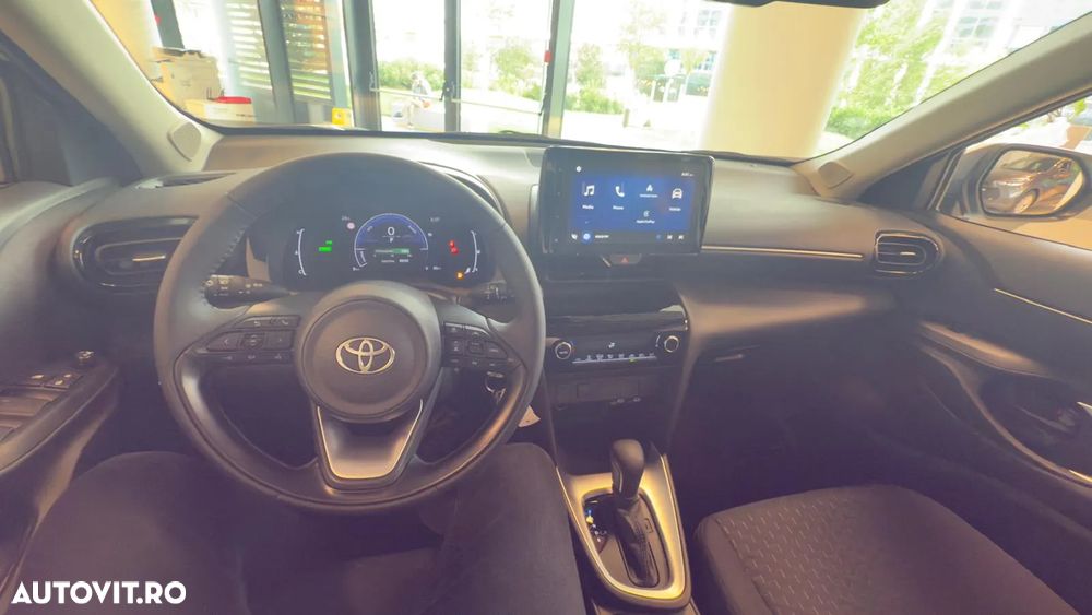 Toyota Yaris Cross 1.5 VVT-i HSD 4x2 Active - 16