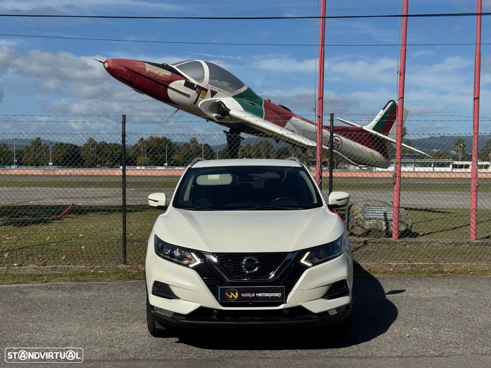 Nissan Qashqai 1.5 dCi N-Connecta J18+Led - 9