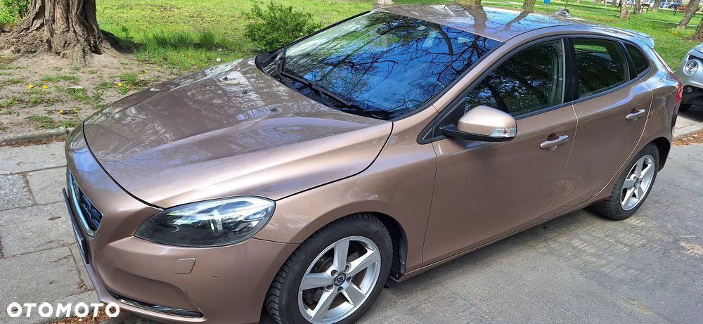 Volvo V40 T3 Drive-E Kinetic - 2
