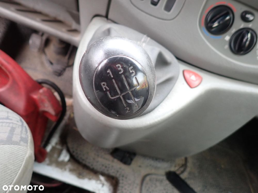 CZĘŚCI - Opel Vivaro A I 1,9 CDTI 80KM F9Q762 VAN 5B M77 2004r. INDEX - 9985 - 12
