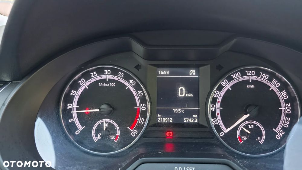 Skoda Octavia - 26