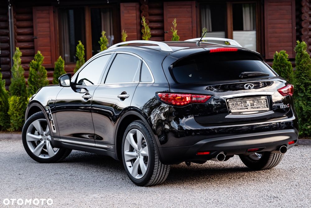 Infiniti FX FX30d S - 12