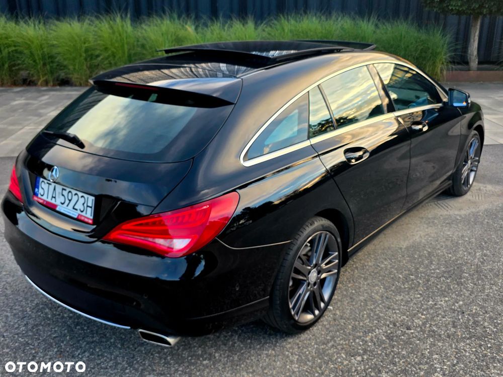 Mercedes-Benz CLA 200 Urban - 12