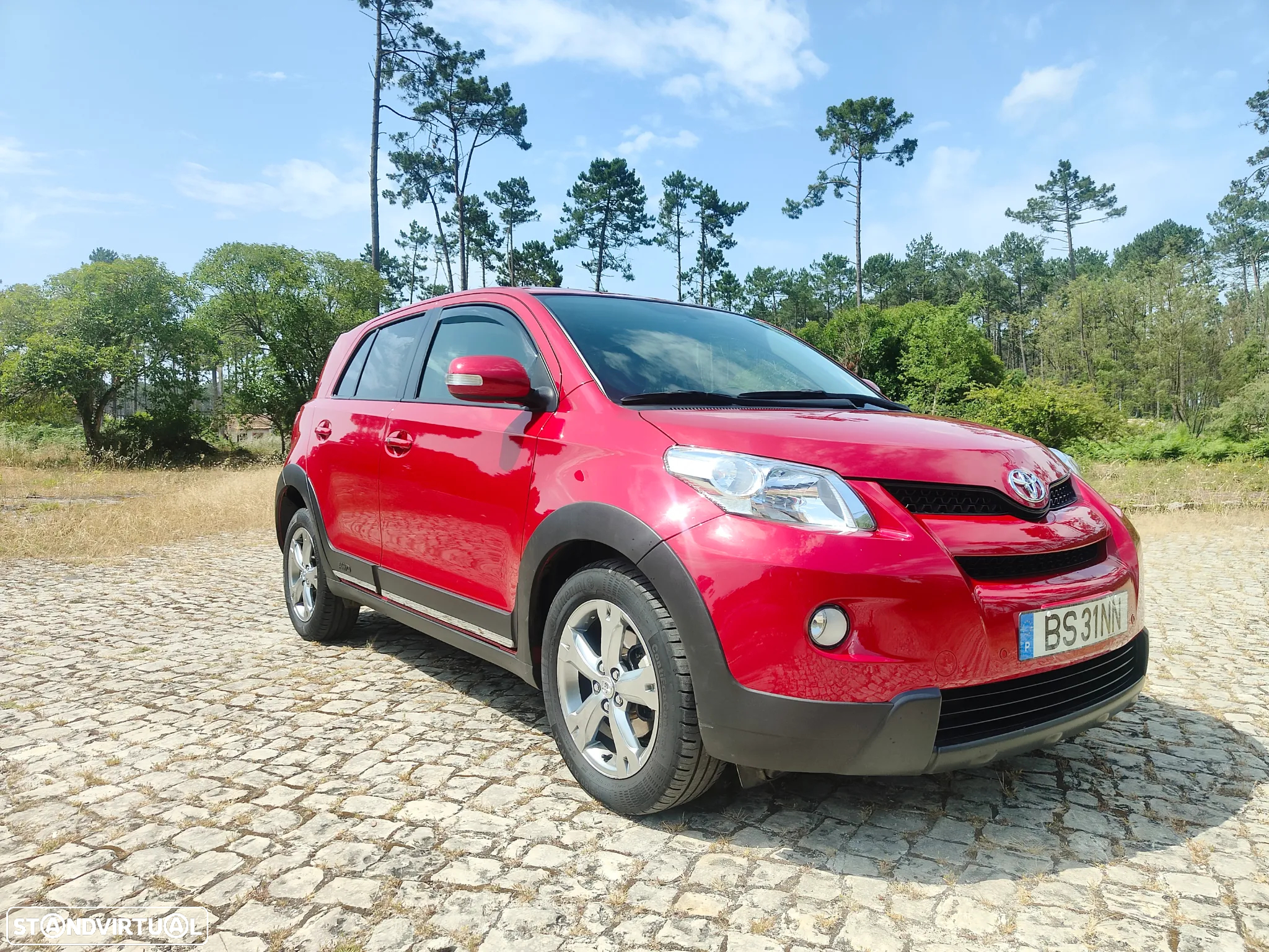 Toyota Urban Cruiser 1.4 D-4D 4x4 Trek+ - 3