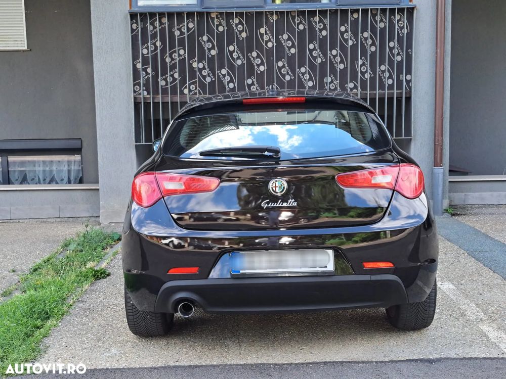 Alfa Romeo Giulietta 1.6 Mjet S&S - 8