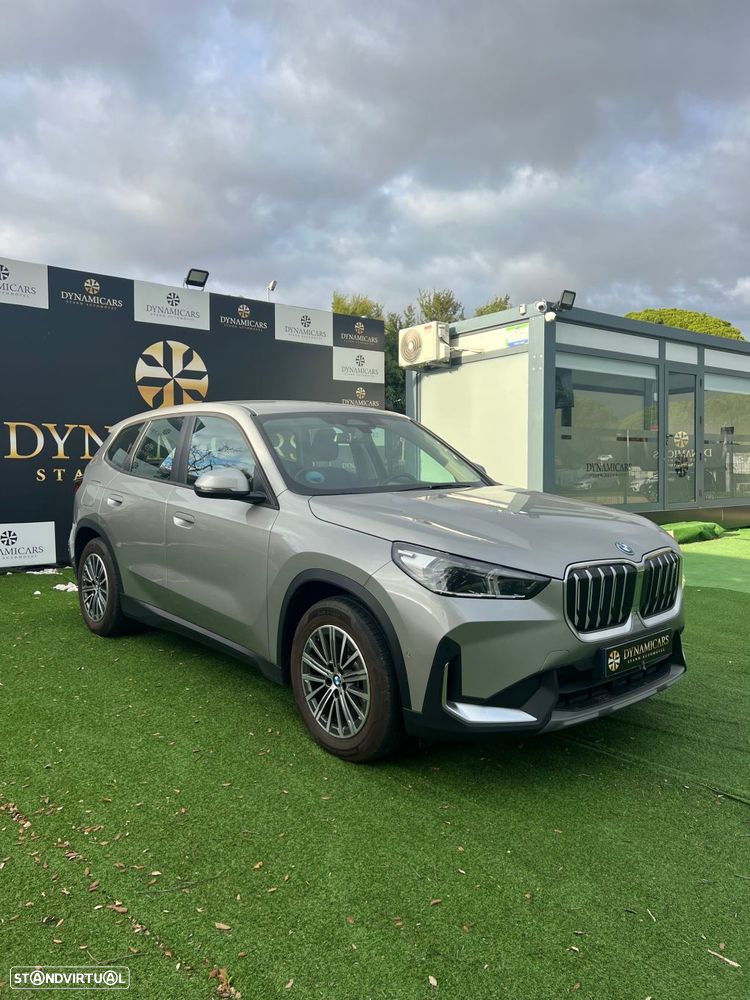 BMW iX1 xDrive30 Pack Desportivo M - 1