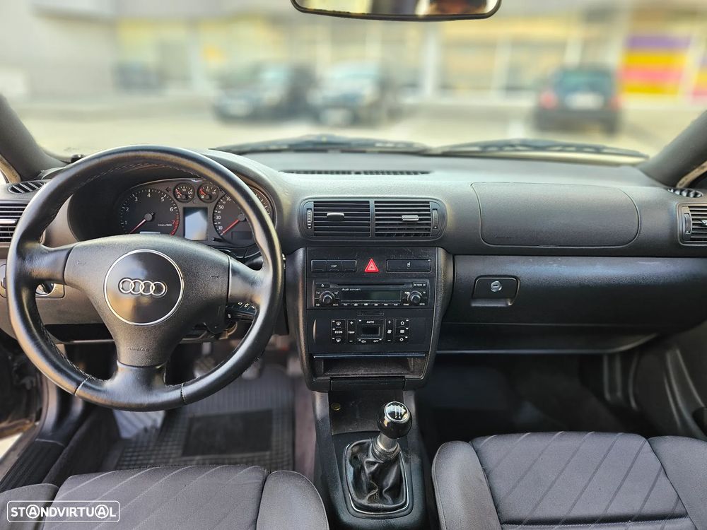Audi A3 1.6 Sport 16 - 6