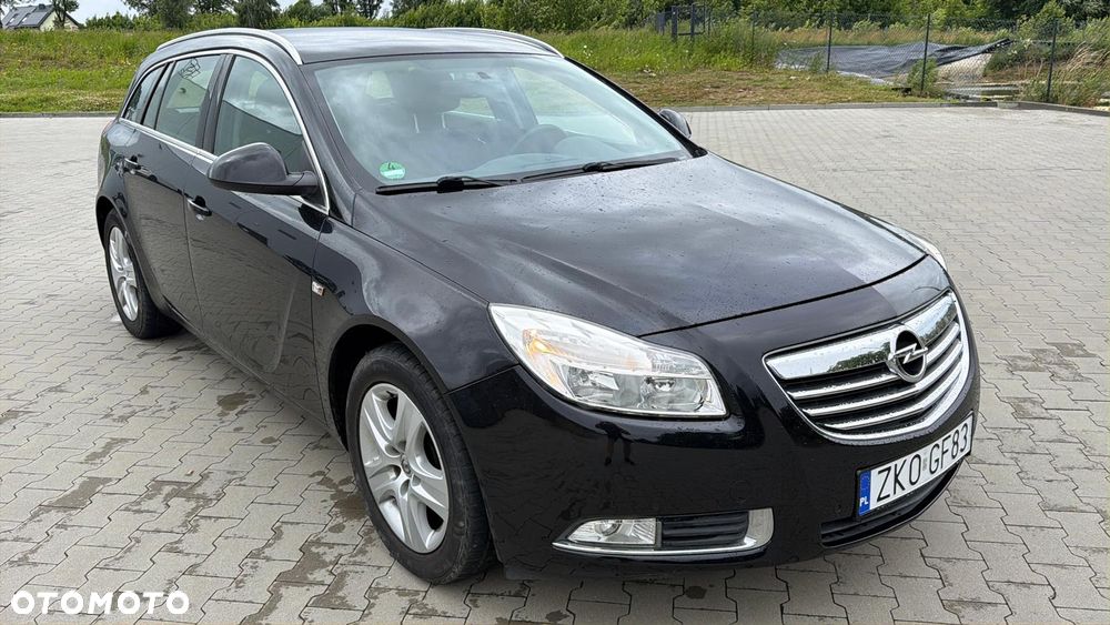 Opel Insignia - 1