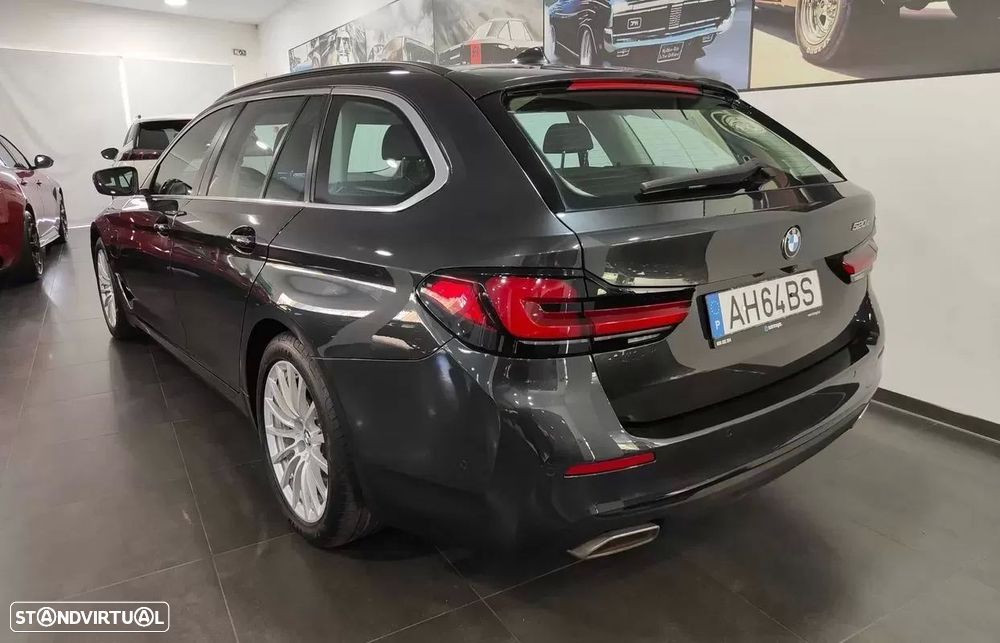 BMW 520 e Line Luxury - 16