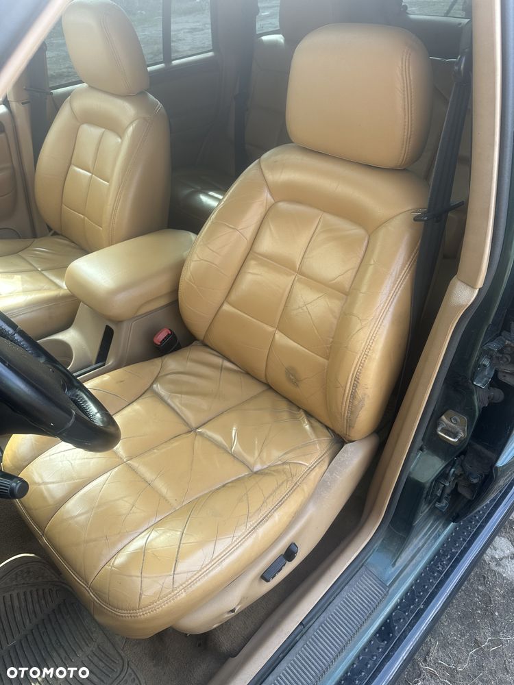 Jeep Grand Cherokee 5.2 Limited - 10