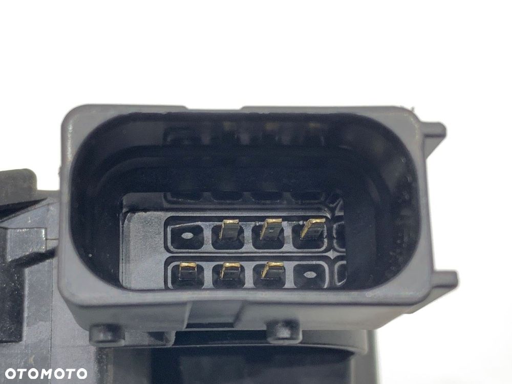 ZAMEK DRZWI LEWY PRZÓD - 176.00 PLN - OPEL CORSA E (X15) 2014 - 2022 1.4 (08, 68) 55 kW [75 KM] - 3