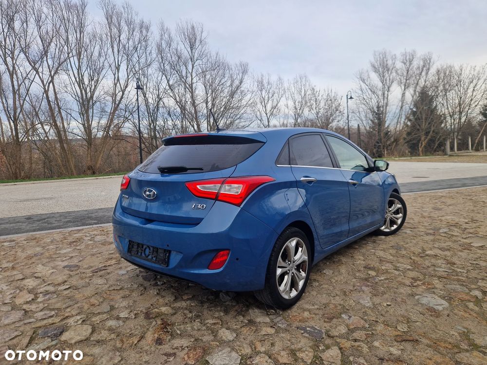 Hyundai i30 blue 1.6 GDI YES Gold - 6