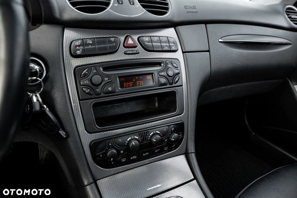 Mercedes-Benz CLK 320 Avantgarde - 26