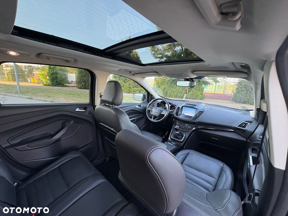 Ford Kuga 2.0 TDCi 4x2 Titanium - 27