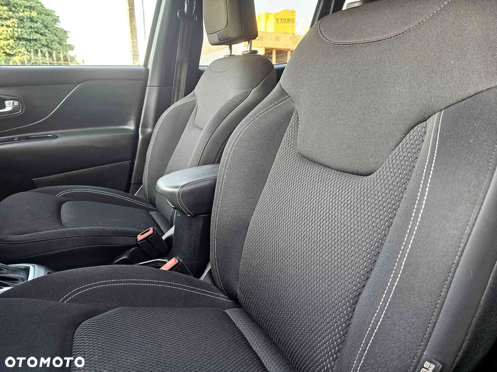 Jeep Renegade 1.3 T-GDI Limited - 20