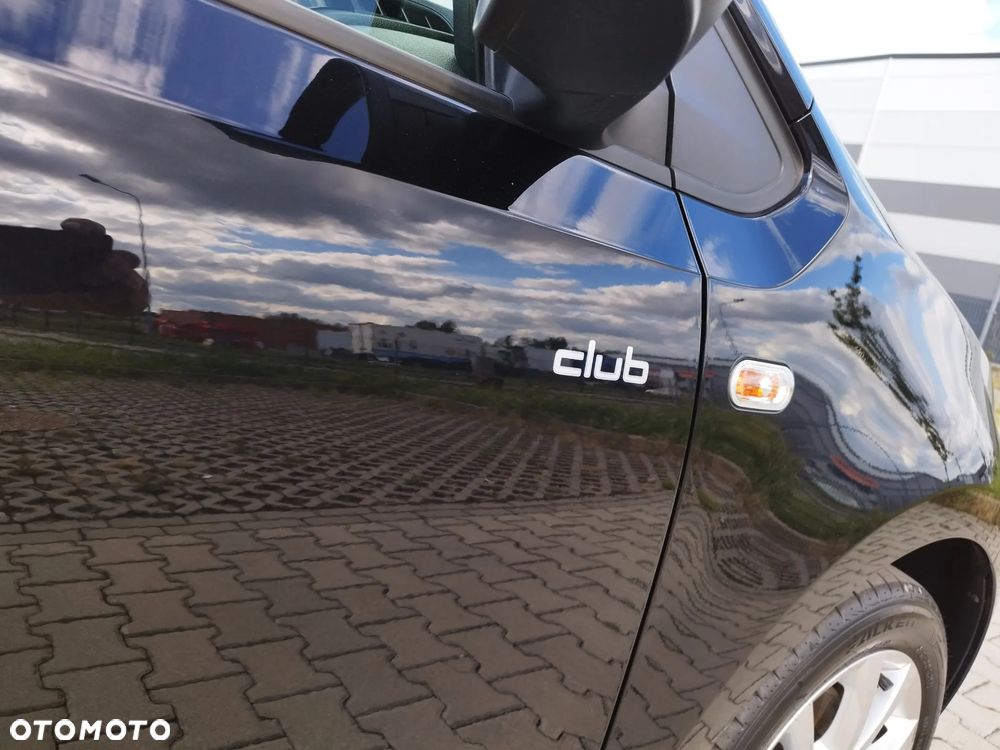 Volkswagen up! club - 34