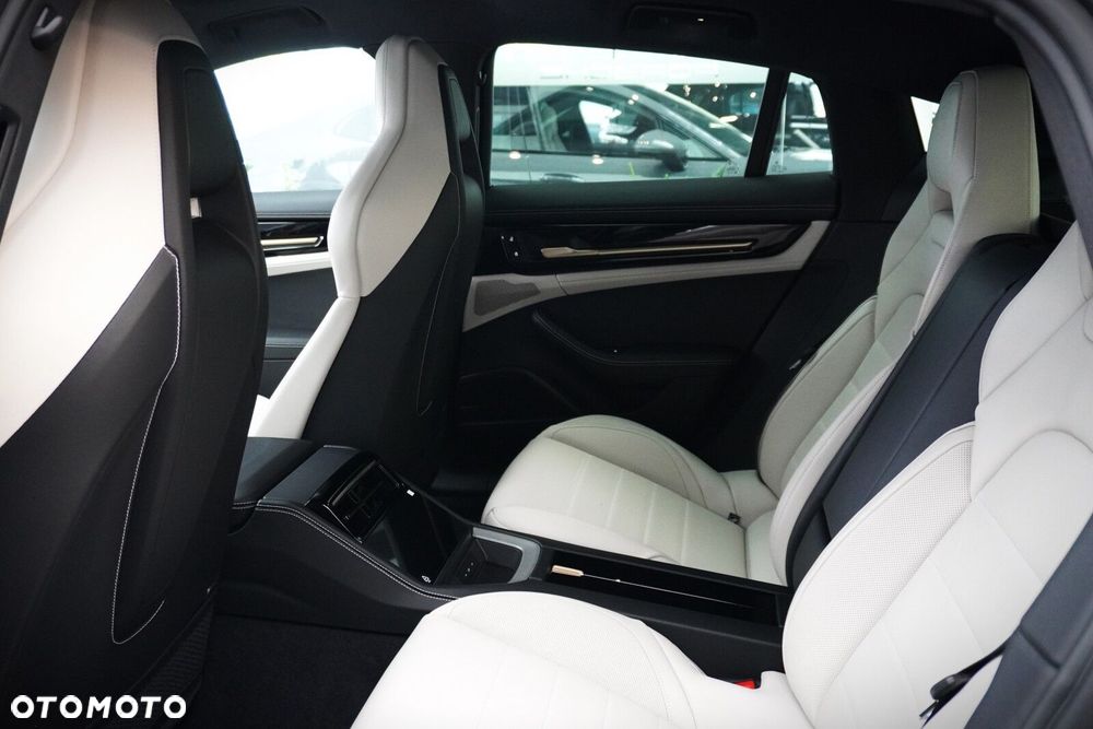 Porsche Panamera - 14