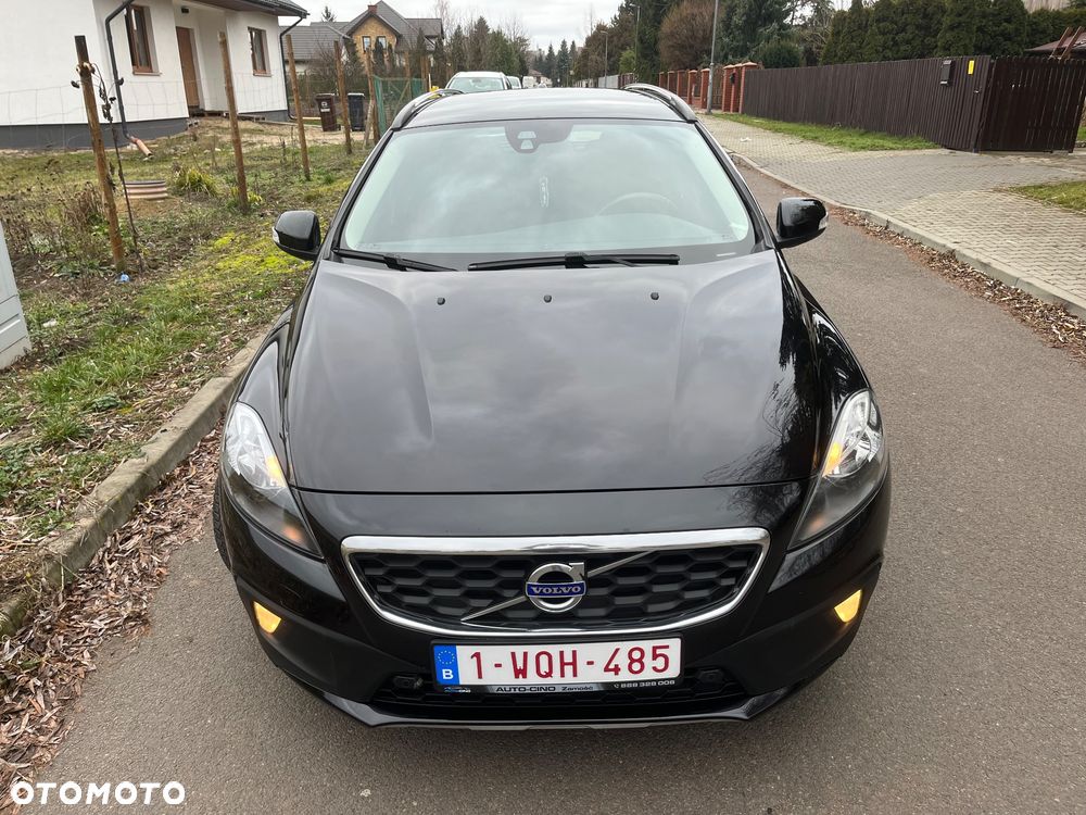 Volvo V40 Cross Country - 4