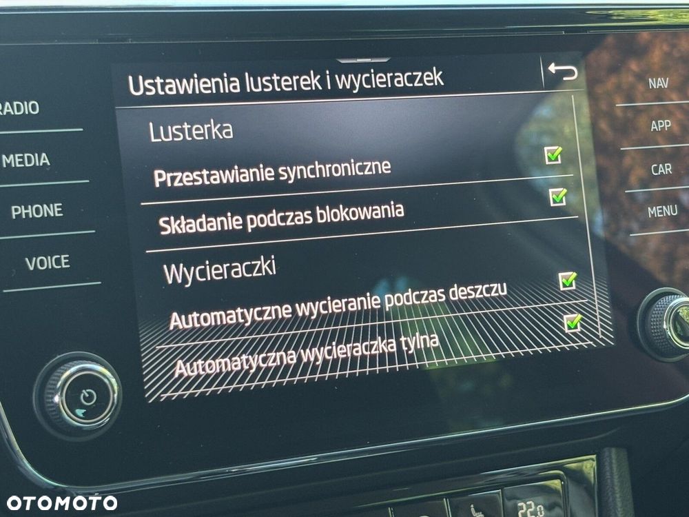 Skoda Superb 2.0 TDI SCR Ambition DSG - 28