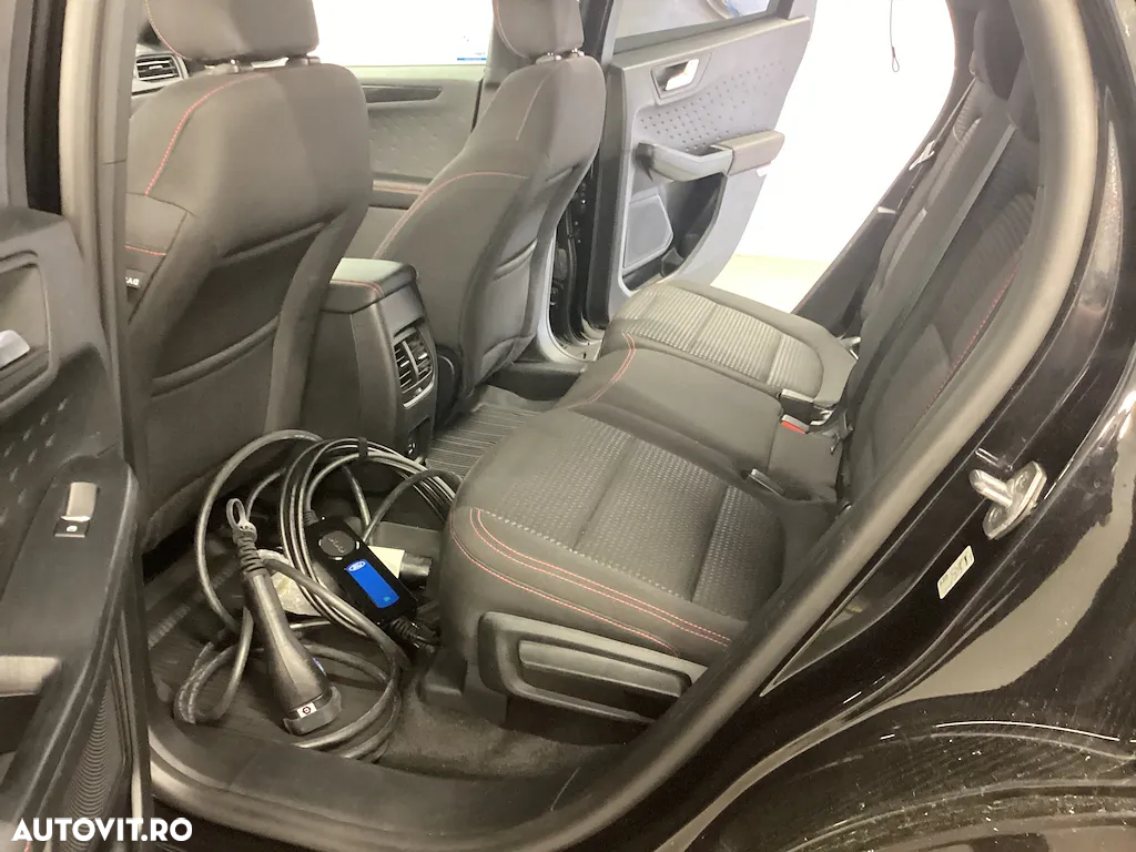 Ford Kuga - 6