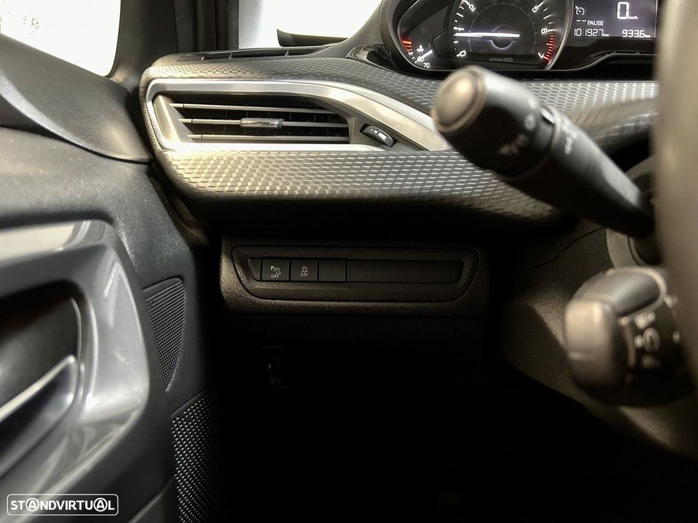 Peugeot 2008 1.2 PureTech Style - 14