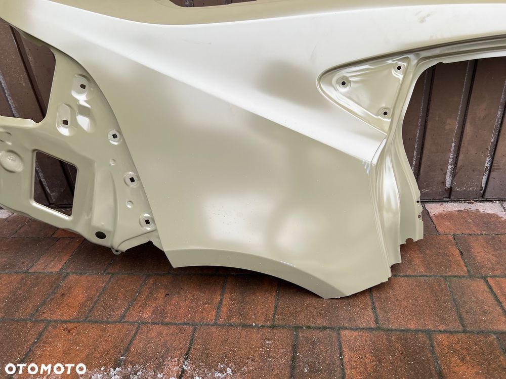 BŁOTNIK POSZYCIE PRAWY TYŁ TOYOTA COROLLA E21 SEDAN 18- NOWY ORYGINAŁ - 4